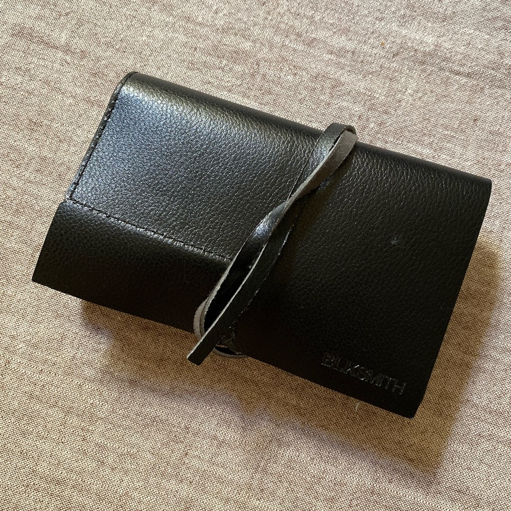 BLKSMITH LEATHER BLACK ROLL UP POUCH BAG